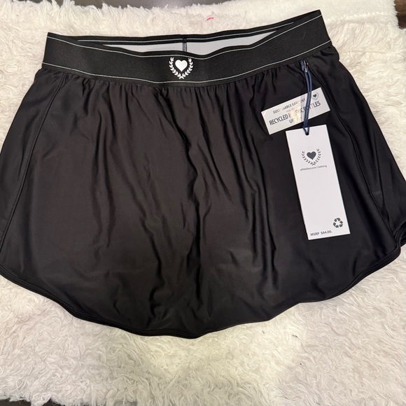 Skort - Picture 1 of 4